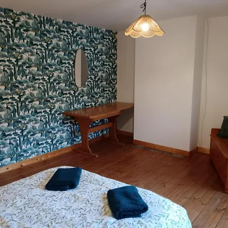 Small Comfortable House * 칼라이스